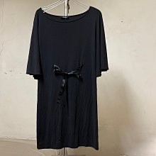 MAX&CO-專櫃品牌款～黑色系造型設計～優美洋裝799元