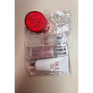 SK2 SK-II 旅行組 潔面乳+化妝水+青春露+活膚霜(含贈品不得轉售字樣）