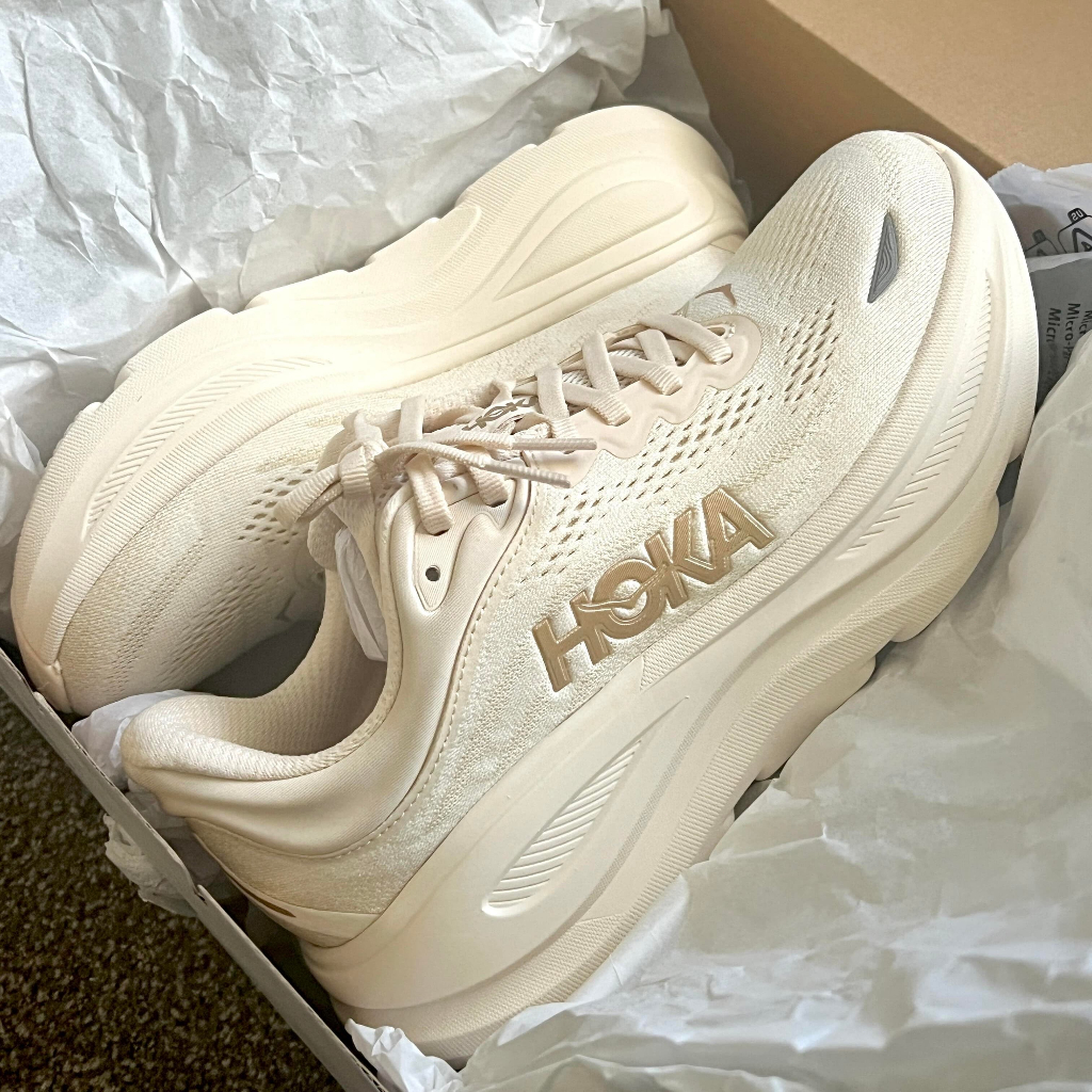 🇯🇵代購 HOKA ONE ONE BONDI 9 運動鞋 慢跑鞋 休閒鞋 城市通勤鞋 柔軟舒適 輕盈透氣 男女同款
