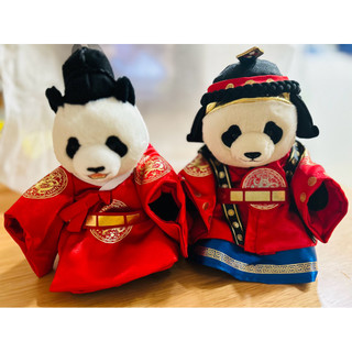 愛寶樂園 現貨 招福熊貓吊飾 泡湯福寶吊飾 韓服樂寶 韓服愛寶 韓服福寶吊飾 年曆 站立熊輝寶 髮箍 背影髮箍