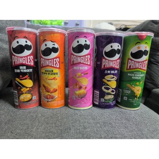 現貨。PRINGLES 品客洋芋片 奶油焦糖/甜辣韓式炸雞/辣炒年糕 /甜洋蔥/蒜香起司/肉醬起司千層麵 粉紅品客