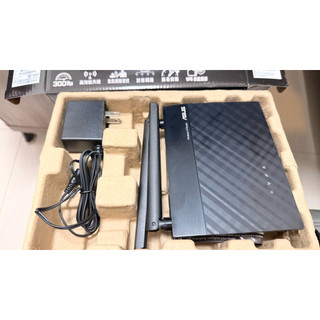 Asus RT-N12 +Wireless-N300 3-in-1 無線分享器