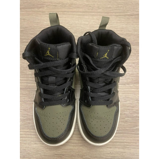 AIR JORDAN 1 童鞋