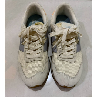 NEW BALANCE 燕麥色 奶油橘 增高 休閒鞋 NB237女款23cm