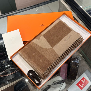 ⭐ 香榭屋精品店 HERMES Ready Steady Go駝色焦糖色圖騰喀什米爾圍巾 170 CM (W2392