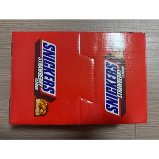 士力架 SNICKERS 花生可可棒 草莓口味 (一盒15入)。全新未拆。效期 2027.03.28
