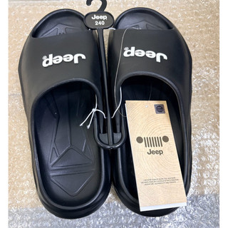 Jeep 厚底鋸齒防水拖鞋，印有醒目的白色 Jeep Logo全新