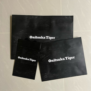 Onitsuka Tiger鬼塚虎專櫃紙袋