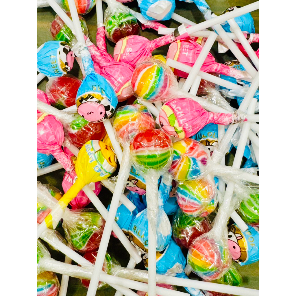 口味隨機出貨不挑口味 買100送20支 現貨 迷你綜合棒棒糖 🍭 棒棒糖 🍭 不挑口味  有牛奶、西瓜、水果風味