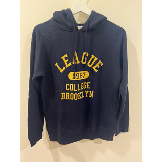 日本品牌E hyphen world gallery深藍色字母帽T/連帽衛衣