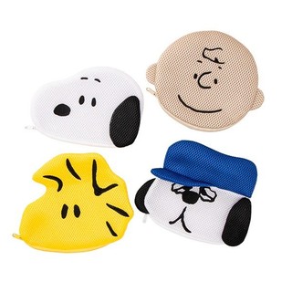 🥜花生邦尼🐇日貨 (超低特價)日本正版Snoopy 史努比 洗衣袋 洗衣網 旅行收納袋 歐拉夫 Olaf 查理 糊塗塔克