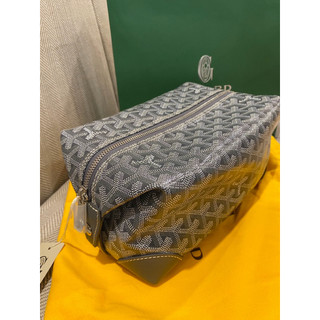 台灣現💙Goyard 高雅德 戈雅 狗牙包 飯盒包 洗漱包 灰色