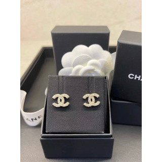 香奈兒 Chanel 金色雙C珍珠鑽logo耳環 經典細緻珍珠耳針