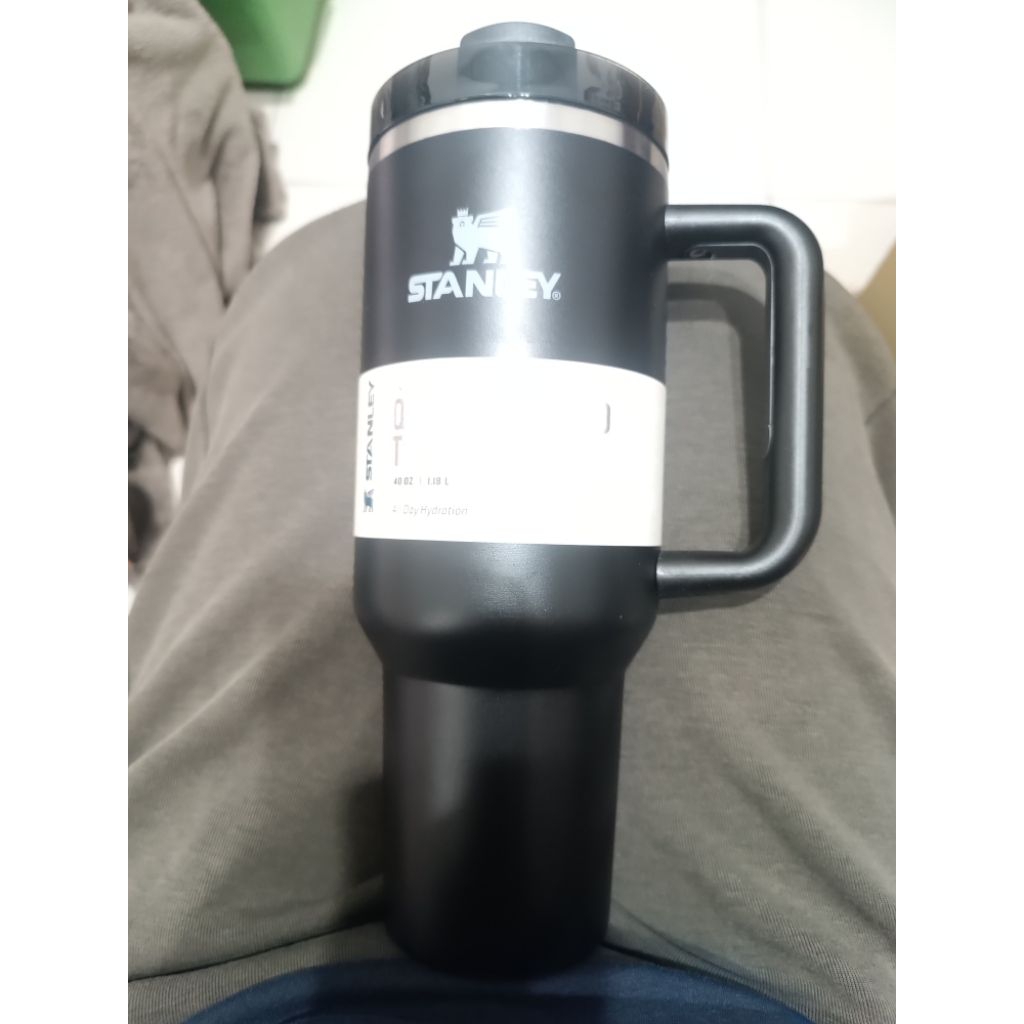 Stanley Quencher 不鏽鋼真空吸管冰霸杯