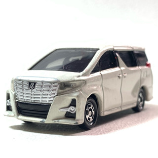 Tomica No.12 Toyota Alphard