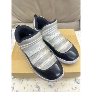 NIKE籃球鞋 JORDAN 11 RETRO LITTLE FLEX PS中大童白黑 二手 22cm