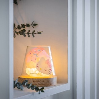 【三麗鷗】Hello Kitty 天然水晶擴香燈座 | 50週年 室內香氛擺飾