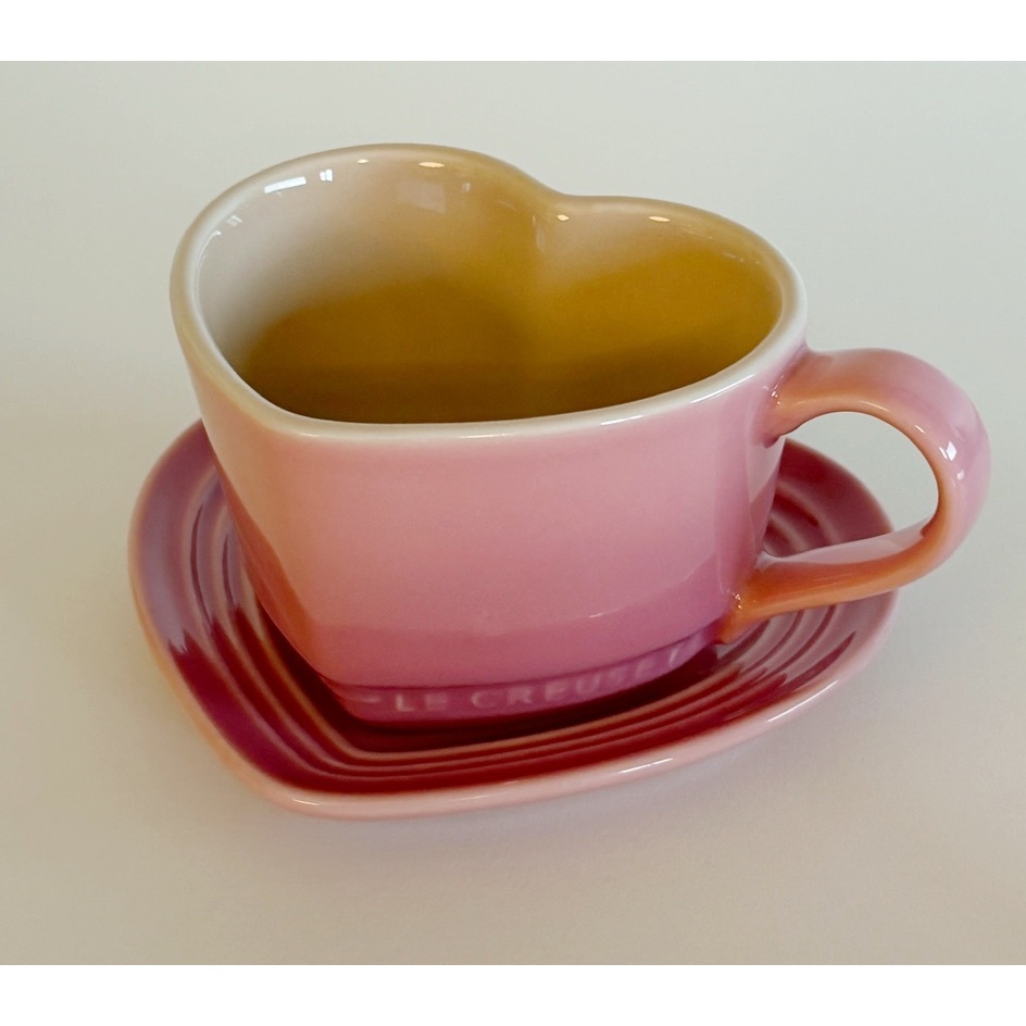 LE CREUSET 愛心馬克杯 220ml 心型造型 陶瓷馬克杯組 愛心盤組 愛心杯 點心盤 薔薇粉