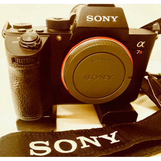 🍎🍇🍏Sony A7R3 微單眼4240萬畫素雙插槽卡公司貨品項如圖近新品(有貼保護貼）