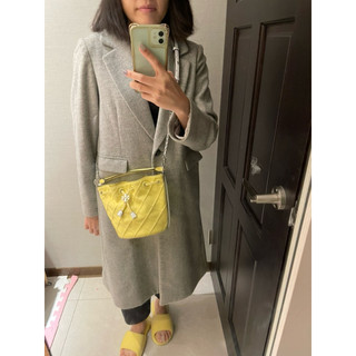 全新～Tory Burch 專櫃黃色格紋斜背水桶小包
