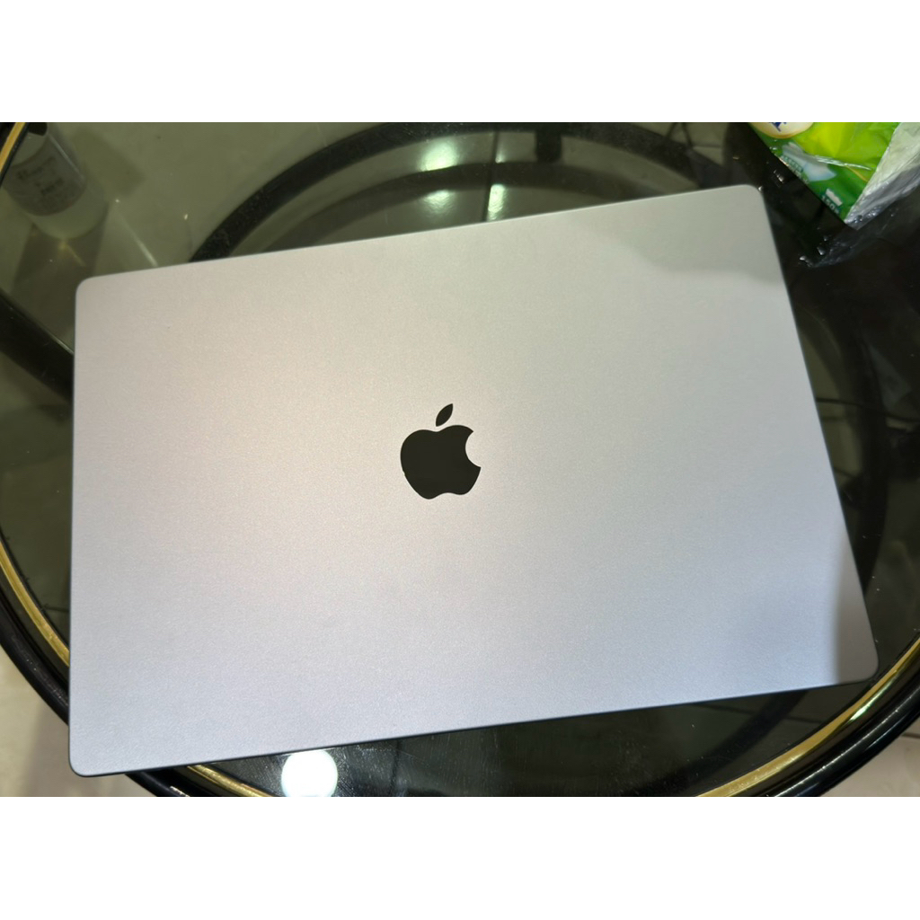 ［二手］9成新 MacBook Pro 16 吋 M2 Pro 太空灰