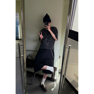 【AURA】raw-edge camo crop T 現貨 正韓 短版上衣 短版 迷彩 短T 韓國 韓國服飾 短袖 T恤