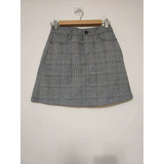 全新 現貨 SISJEANS 百貨專櫃品牌 彈性格紋短裙 格紋裙 上班族 女裝 現貨快速出貨🚚 603