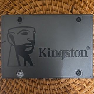 金士頓 Kingston 2.5吋 128g ssd 固態硬碟