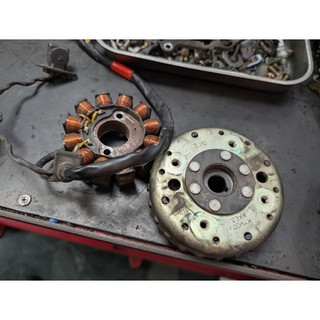 三陽錦昌機車-光陽GP2 GP125原廠中古二手良品電盤內仁含電盤磁鐵 D402 料號：31120-LHE9-90B