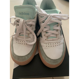 Adidas童鞋板鞋二手