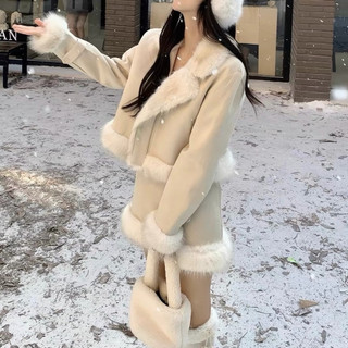 | 𝑶𝒖𝒏𝒊’𝒔 | 小香風套裝 小香風外套 小香風短裙 厚外套 短版外套 毛毛外套 毛毛短裙 小香風長裙 加厚外套