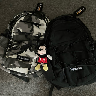 全新正品25s美國🇺🇸supreme 後背包/迷彩/黑色