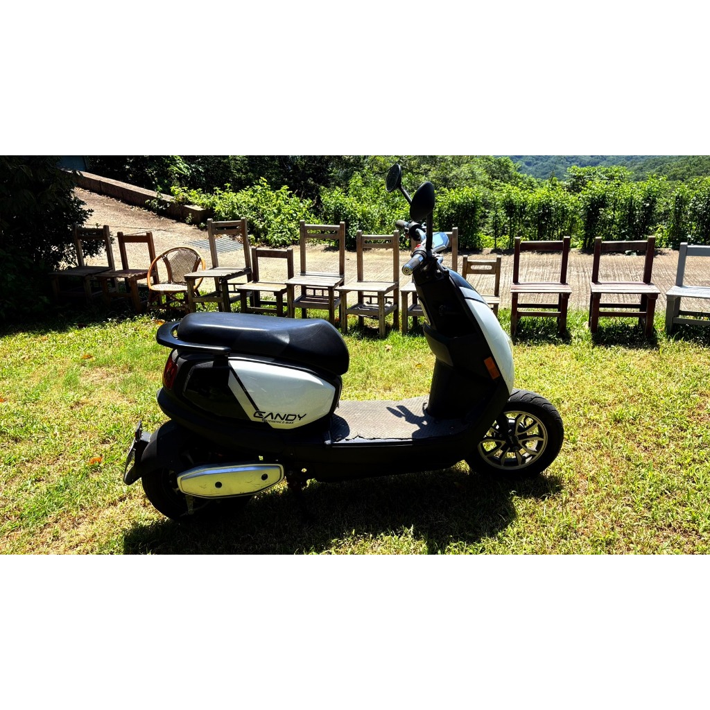 威勝微型電動二輪車 TSV38 鋰電池版 (二手)