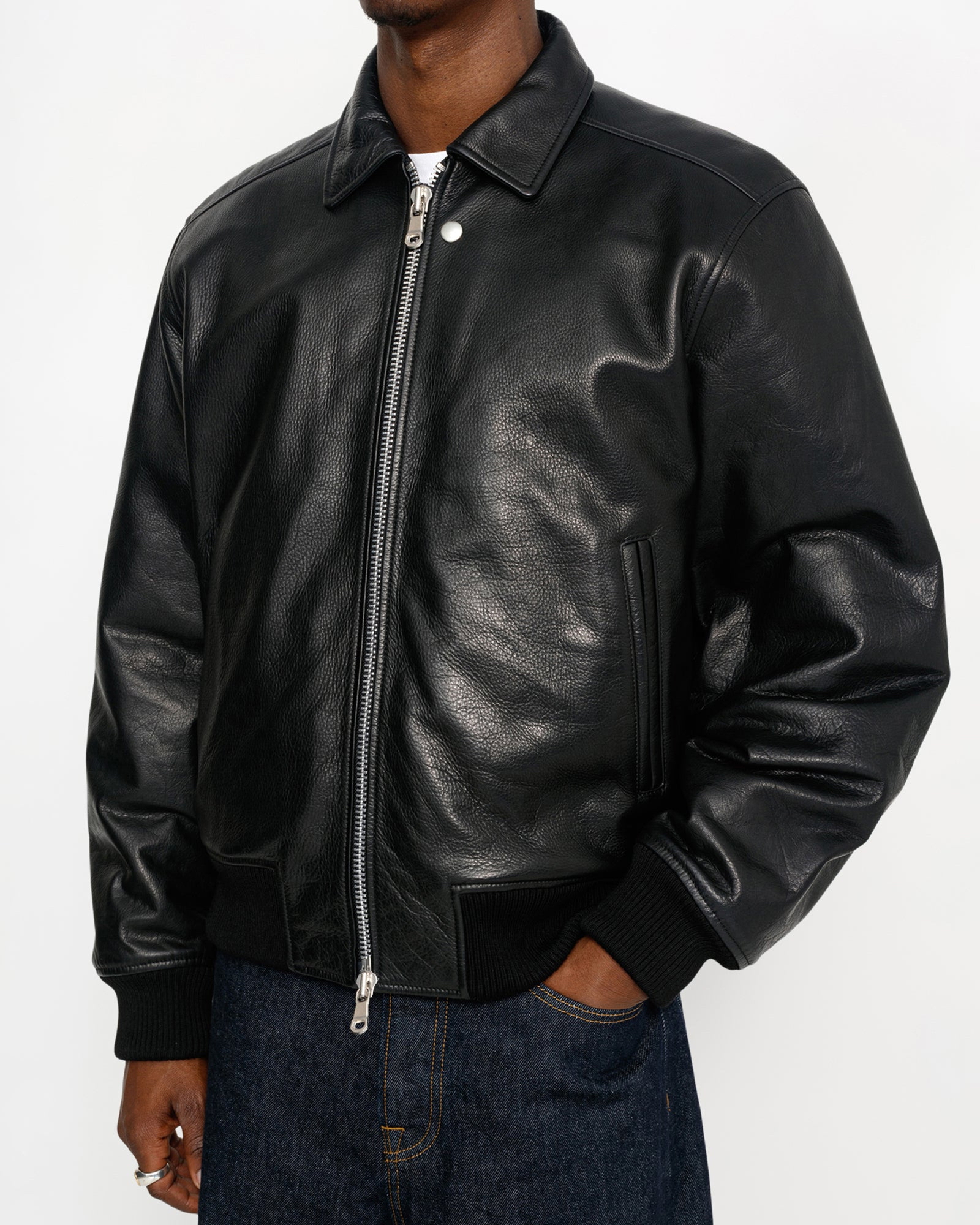 車庫服飾】Stussy LEATHER FLIGHT JACKET / 皮革飛行外套