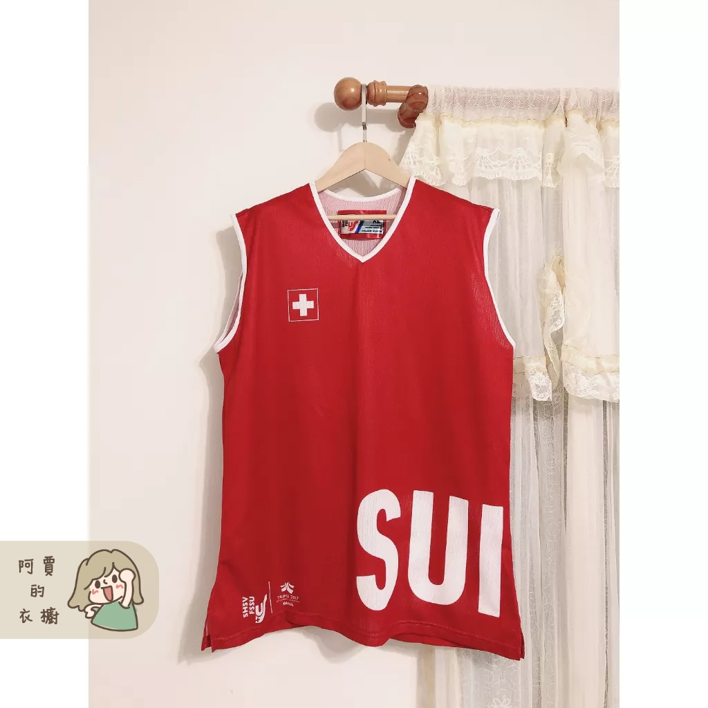 阿賈的衣櫥【二手衣】2017世大運SHSV FSSU瑞士隊 網眼布紀念籃球衣XL_紅色SUI SSE 九成新 男女共穿