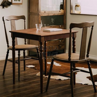 奶茶實木餐桌北歐傢用咖啡甜品方形小戶型正方形複古方桌餐廳桌子