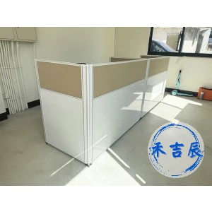 《禾吉辰》二手屏風系列 06 布面與白色烤漆 OA 屏風 partition 辦公室 辦公桌 隔板