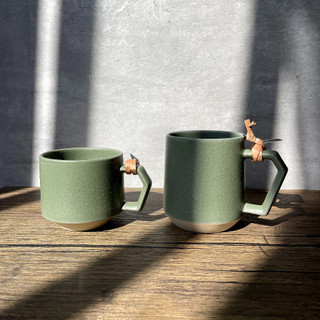 ［拾憩］日本 CHIPS Mug 馬克杯-卡其綠 280ml/380ml 美濃燒 水杯 咖啡杯 對杯 茶杯 生日 禮物