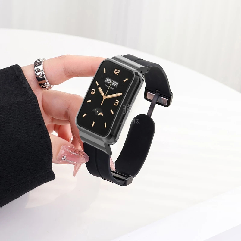 磁吸折疊扣 矽膠錶帶  適用 小米手環 8 pro 錶帶 小米8 pro 替換錶帶 小米7 Pro 8Pro矽膠運動錶帶