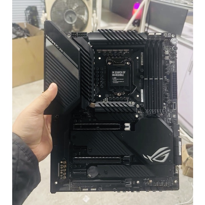 主華碩 ROG Z490 Maximus XII 英雄