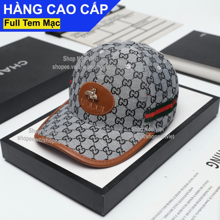 [A42] Gucci 蜜蜂帽帶壓紋徽標銀色圖案和棕色皮革邊框水平側條紋圖案站立時尚