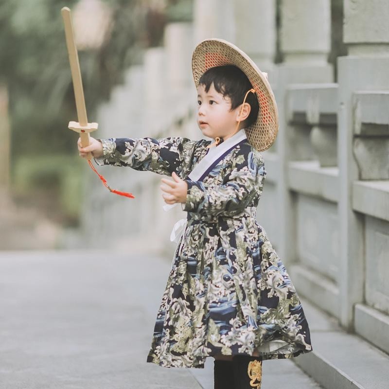 男童漢服中國風春明制飛魚服兒童古著民族表演長袍唐裝童裝
