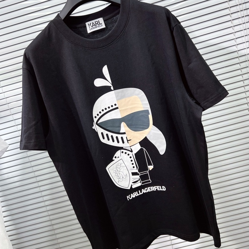 男式基本款短袖 T 恤,採用 Karl Lagerfeld 圖案 100% 棉