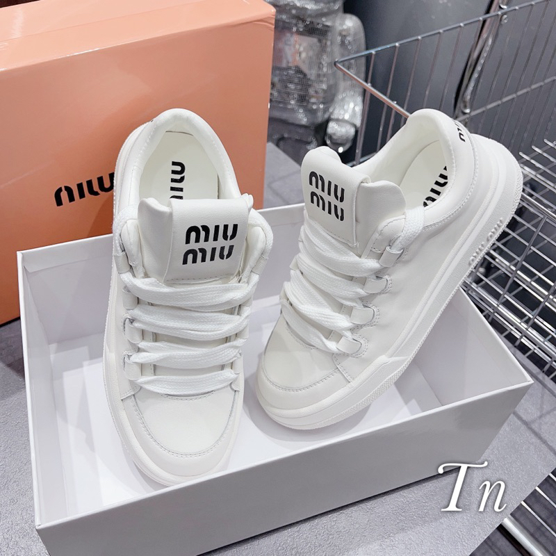 Miumiu 女士白色運動鞋整箱