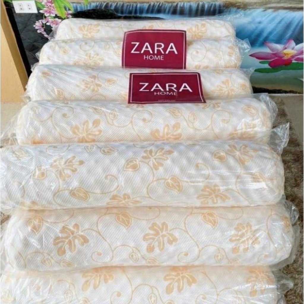 Zara Home 乳膠枕,超柔軟透氣枕。