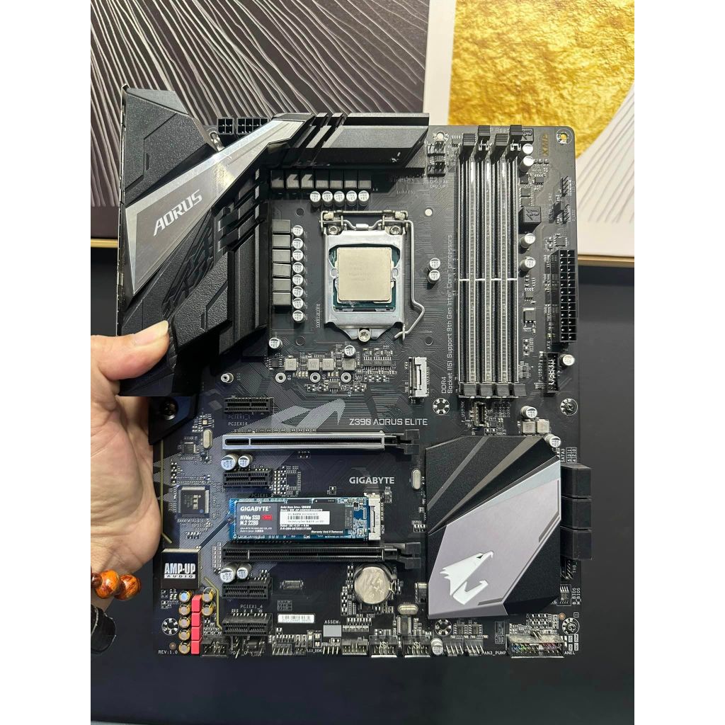 主千兆 Z390 Aorus Elite