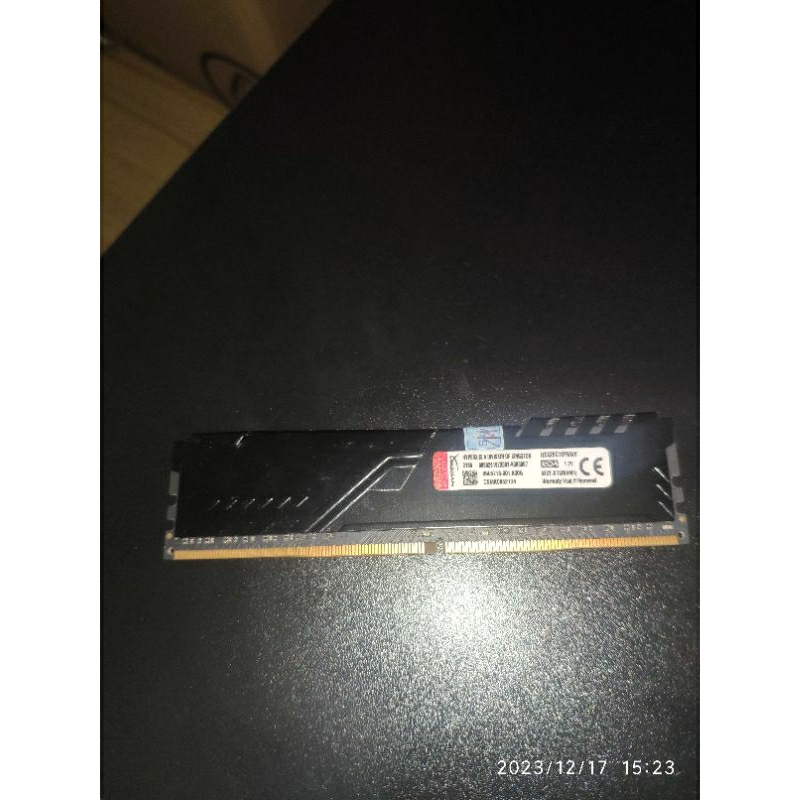 Ram ddr4 金士頓 8g 總線 2666,三星 4g 總線 2400