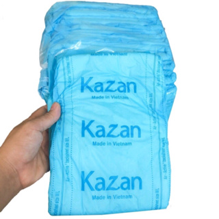 Kazan 或 Phu Dat 媽媽給媽媽的綠色尿布給出生或老人