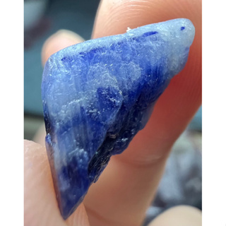 美麗奇異的海盜藍寶石商品 8.3 克拉