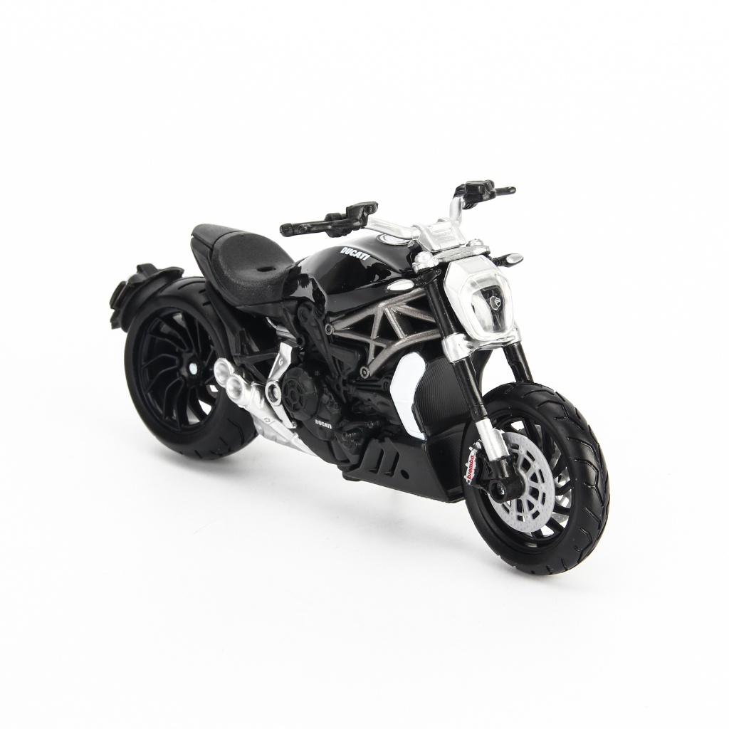 Ducati X Diavel S 黑色 1:18 Bburago 摩托車模型